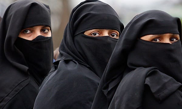 Portugal Bans Burqa and Niqab in Public Spaces