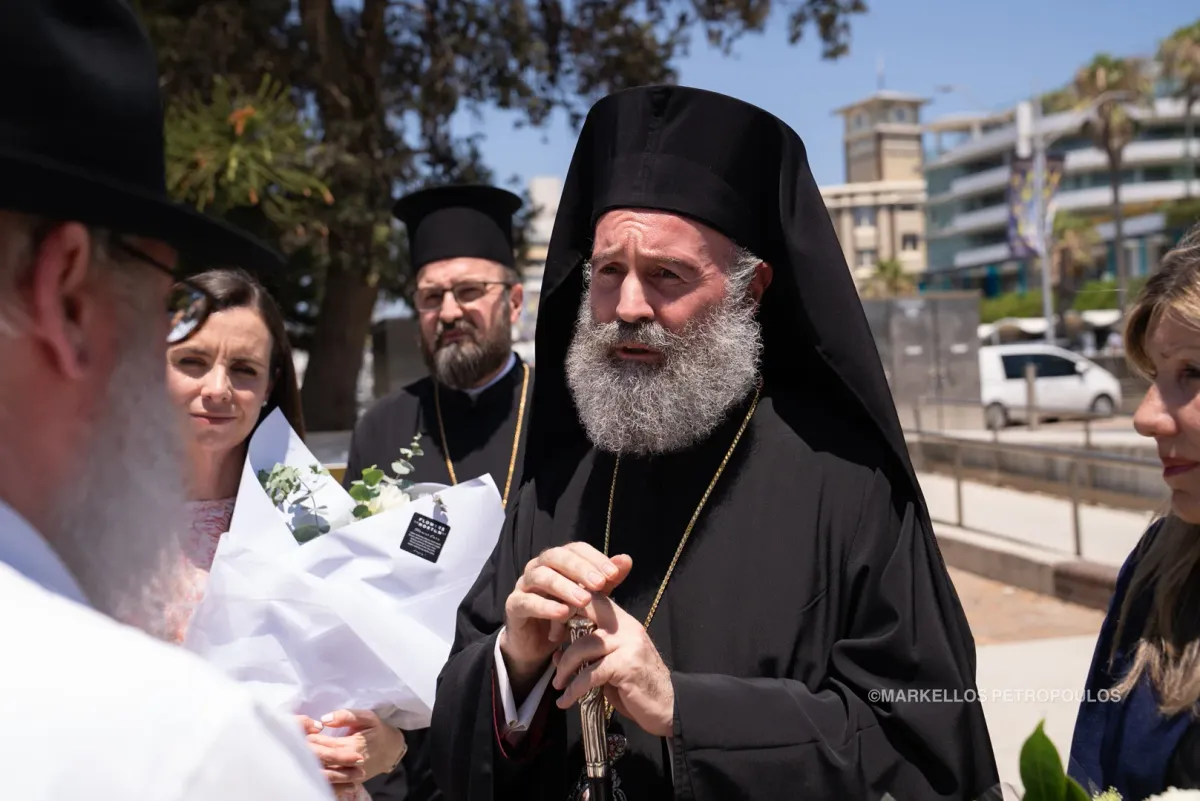 Archbishop of Australia Visits Terror Attack Site as Archdiocese Declares December 21 National Day of Mourning
