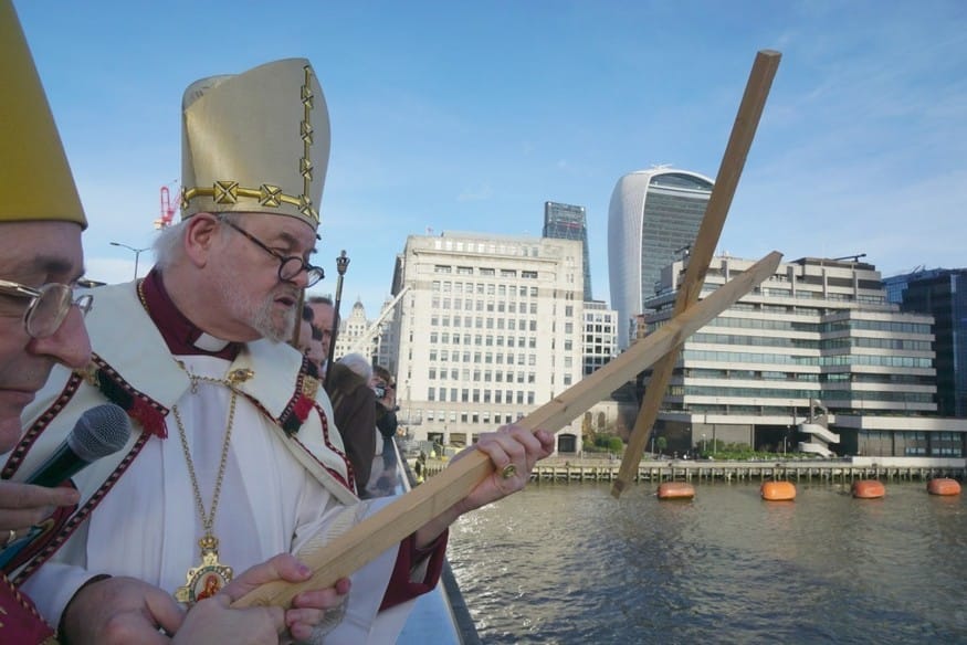 River Thames Receives Spiritual Blessing