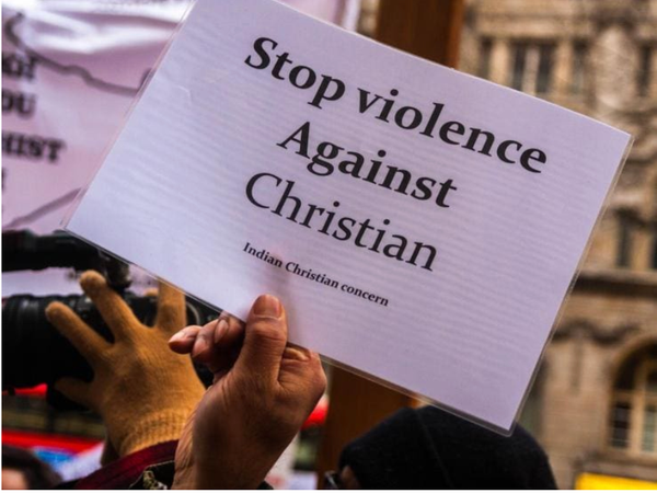 Hindu Nationalists Attack Bus Full of Missionaries, Starve Christian Families Into Submission